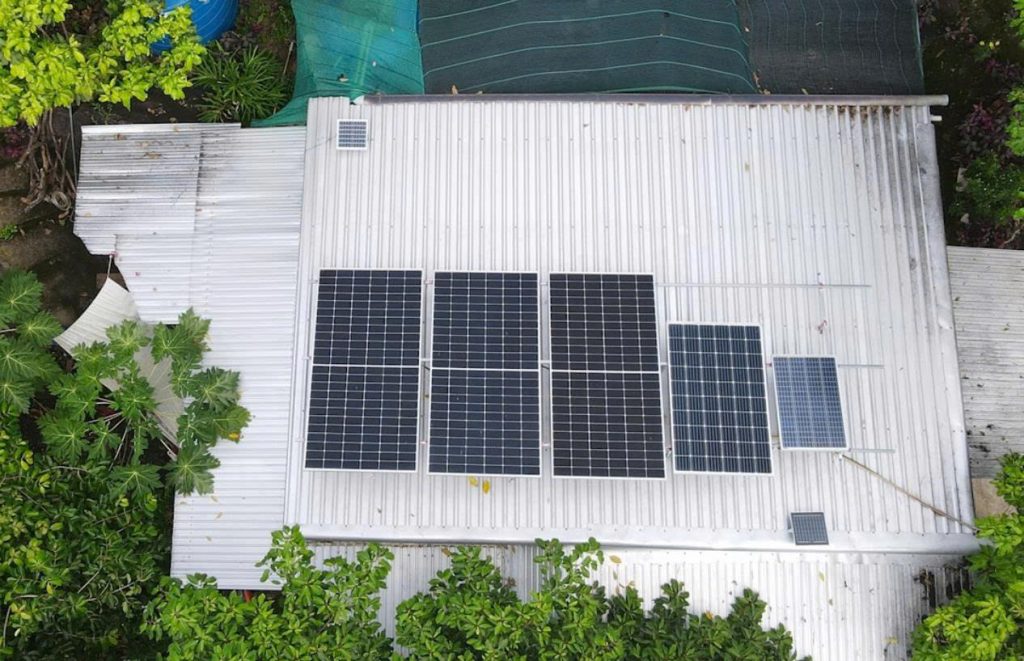 Điện mặt trời áp mái giải pháp tiết kiệm xu hướng tất yếu